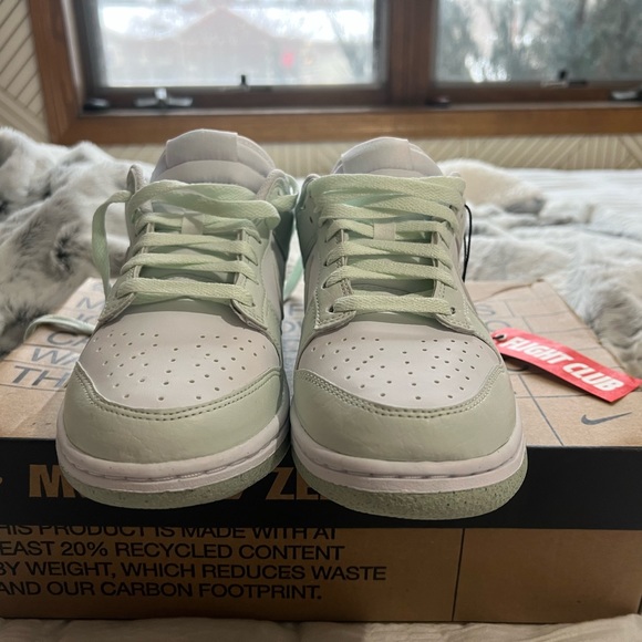 Neon green dunks - Picture 2 of 6